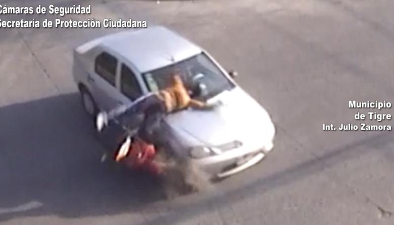 Conducción imprudente de motociclista causó un siniestro vehícular en Rincón de Milberg