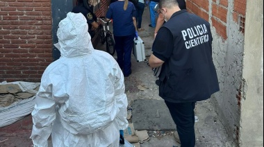 Horror en San Martín: Una madre escondió el cadáver de su hija de cinco años en un cajón de madera y lo tapó con cemento