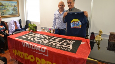 Nestor Pitrola visitó el Sindicato de Municipales de Vicente Lopez: "El Frente de Izquierda siempre va a estar del lado de los trabajadores"