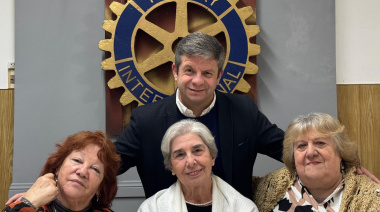 Juan Manuel Fernández asumió nuevamente la presidencia del Rotary de Santos Lugares: “Este año vamos a estar más cerca de la comunidad”