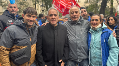 La Bancaria marchó a la Embajada de España por el conflicto en el Santander