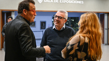 Junto a Álvaro Navia, Julio Zamora presentó la apertura de la Escuela de Formación Actoral del Municipio de Tigre