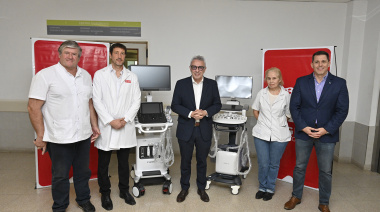 Inversión en salud: Julio Zamora presentó dos ecógrafos digitales para el Hospital Materno Infantil "Dr. Florencio Escardó"