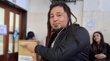 Votó el "Rasta" Muñoz: "La democracia me encanta; voy a festejar a la noche"