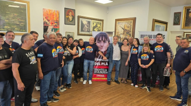 Néstor Pitrola llamó a “aplastar a Milei en las urnas” y denunció una reforma laboral “copiada de la derecha griega”