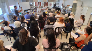 UTHGRA San Martín cerró el año con una clase magistral para aprender el pan dulce perfecto