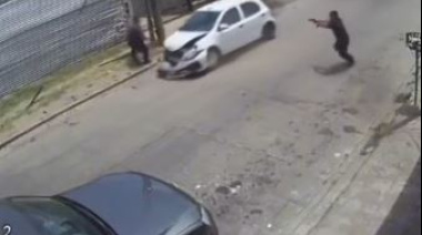 Brutal enfrentamiento entre la policía y delincuentes en Merlo