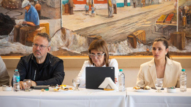 Patricia Bullrich y Valenzuela visitaron Mar del Plata para promover la reforma laboral