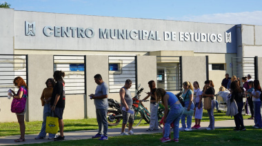 Más de 2.500 vecinos se inscribieron a los cursos 2026 del Centro Municipal de Estudios