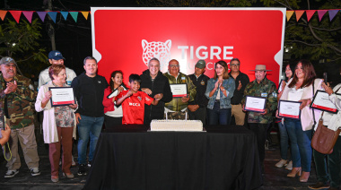 83° aniversario de Las Tunas: Julio Zamora participó del multitudinario evento en la plaza Soldados de Malvinas