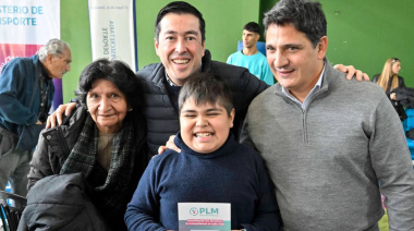 Nardini y Marinucci entregaron 350 Pases Libres Multimodales