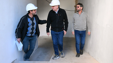 Fortalecimiento cultural: Julio Zamora recorrió el futuro Teatro Municipal de El Talar