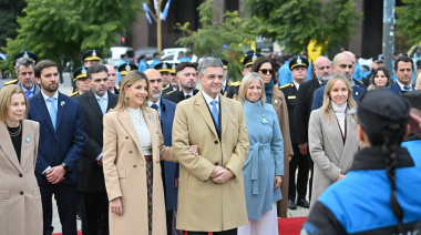 Día de la Patria: Jorge Macri encabezó el izamiento de la bandera en la Plaza de Mayo