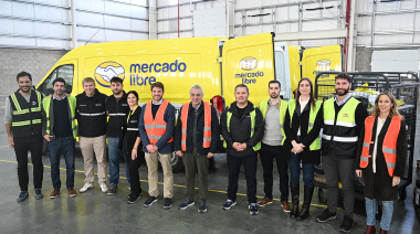Julio Zamora recorrió el nuevo centro logístico de Mercado Libre en Don Torcuato