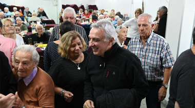 Julio Zamora ratificó su apoyo para mejorar las condiciones edilicias del Centro de Jubilados Marina Mercante