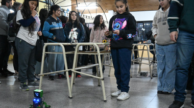Con una propuesta para los jóvenes, el Municipio dio apertura a una nueva sede del Club de Robótica