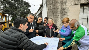 Nardini visitó los avances de obra de pavimentación en el Barrio Iparraguirre