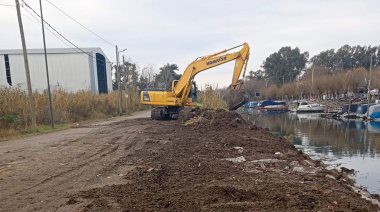 El Municipio de Tigre realiza trabajos de mantenimiento en Dique Luján