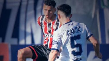 Chacarita perdió 1-0 con Tristán Suárez: Losas atajó un penal, pero el Funebrero volvió a caer