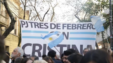 Dirigentes del PJ de Tres de Febrero participaron de una jornada de apoyo a Cristina Kirchner frente a su domicilio