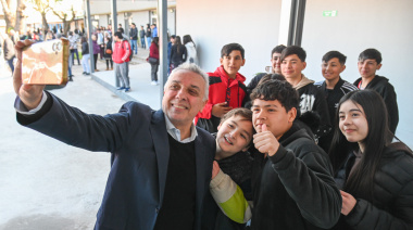 Julio Zamora: “La educación está en el centro de nuestra gestión; contamos con más de 40 obras ejecutándose en todo Tigre”
