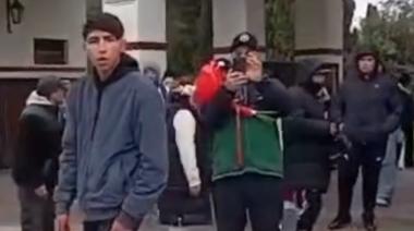 Tiros y tensión en el velorio de un delincuente en González Catán: cinco aprehendidos y motos robadas