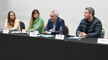 En el SUM del HCD, Julio Zamora acompañó un encuentro de fortalecimiento institucional con entidades