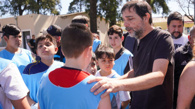 Fernando Moreira inauguró el nuevo espacio multideportivo del Parque José Hernández