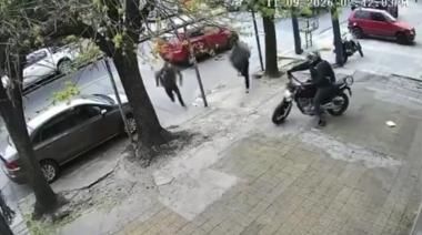 San Justo: lo siguieron desde el banco, esperaron que frenara en un semáforo y le destrozaron el auto para robarle
