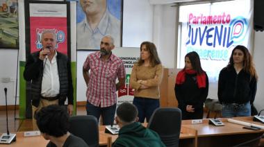 Participación y debate: jóvenes de Hurlingham protagonizaron una nueva jornada del Parlamento Juvenil