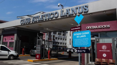 Un arco cayó sobre un nene de 12 años en el Club Lanús: está grave e investigan las condiciones de seguridad