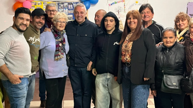 Julio Zamora acompañó el séptimo aniversario del Centro de Jubilados Fortaleza Bancalari