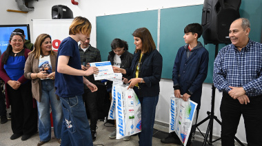 En el CUT, estudiantes de escuelas de Tigre participaron del segundo certamen de Dibujo Técnico de la Región 6