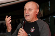 Néstor Di Pierro presidente de Chacarita: "Los jugadores son cagones. No hay nadie que vaya y pegue un grito"