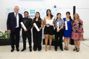 50 nuevos egresados y egresadas de carreras de pregrado recibieron su título en la UNAHUR