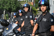 Imagen de autoridad: la Policía de la Ciudad renueva su uniforme y su presencia territorial