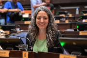 Ana Luz Balor presentó una ley para combatir el hostigamiento en las cobranzas