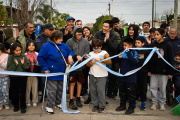 Nardini inauguró cinco nuevas cuadras en el barrio Rodríguez