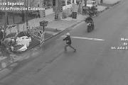 Imágenes sensibles de una imprudencia peatonal que casi termina en tragedia