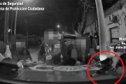 Circulaban en un automóvil de manera sospechosa y el COT los interceptó: poseían una réplica de arma de fuego y drogas