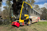 Berisso: más de 15 pasajeros resultaron heridos tras el choque entre un colectivo de la Línea 202 y un auto