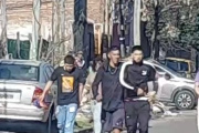 Una pelea barrial terminó con un hombre asesinado de una puñalada en Hurlingham: detuvieron a dos hermanos