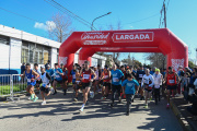 La carrera Comunidad de Tigre fue un éxito en Troncos del Talar y convocó a un gran número de competidores 
