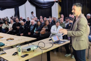 Vecinos y militantes participaron de un encuentro de trabajo encabezado por Andrés Petrillo