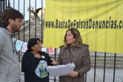 “Basta de falsas denuncias”: reclamo frente al Congreso por cambios en la legislación