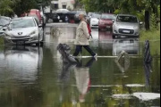 Alerta naranja por tormentas en el AMBA: fuertes lluvias, calles inundadas y cuándo mejora el tiempo