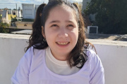 Alma tiene 14 años, vive en San Martín y necesita reunir US$60.000 para viajar a México