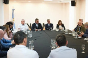 Massa reunió a 15 rectores en la UNSAM y pidió “recuperar” a 10 mil docentes y científicos