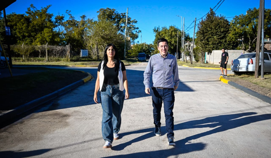 Nardini habilitó una nueva pavimentación en Ing. Adolfo Sourdeaux