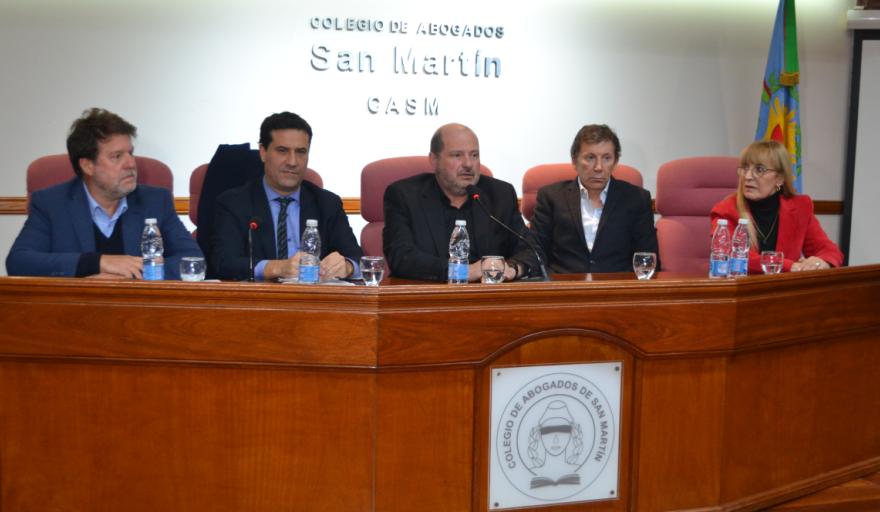 Debate sobre boleta única y autonomía municipal en San Martín: Posse, Abad Y Garciarena destacaron la necesidad de mejorar la calidad democrática